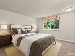 24619 12th Avenue S, Des Moines WA 98198