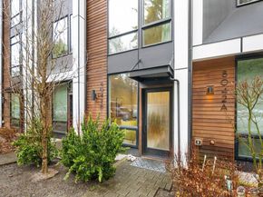 8042 B 35th Avenue NE, Seattle WA 98115