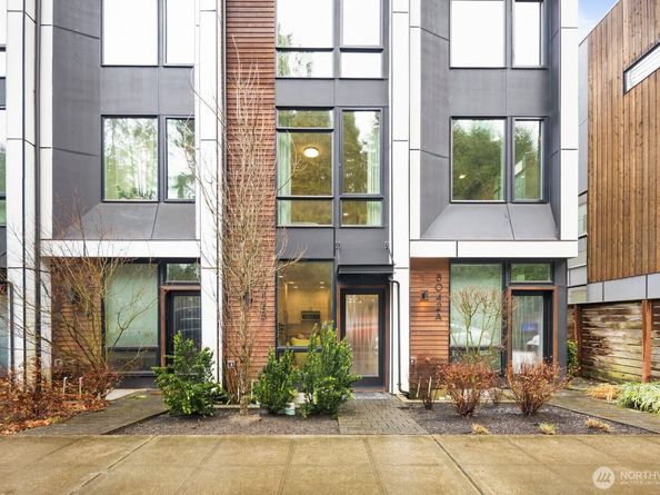8042 B 35th Avenue NE, Seattle WA 98115