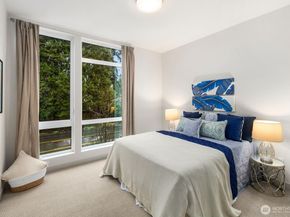 8042 B 35th Avenue NE, Seattle WA 98115