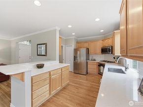 11922 82nd Place NE, Kirkland WA 98034