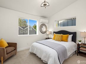 13548 39th Avenue NE, Seattle WA 98125