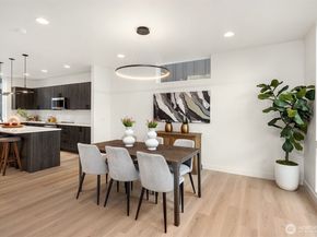 13548 39th Avenue NE, Seattle WA 98125