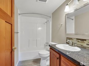 13722 Interlake Avenue N, Seattle WA 98133