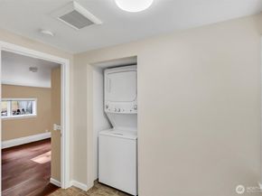 13722 Interlake Avenue N, Seattle WA 98133