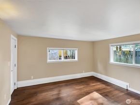 13722 Interlake Avenue N, Seattle WA 98133