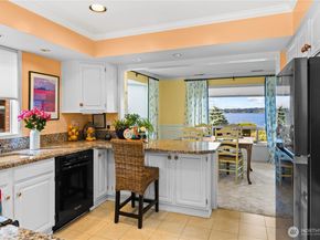 311 S 2nd Street 101, Kirkland WA 98033