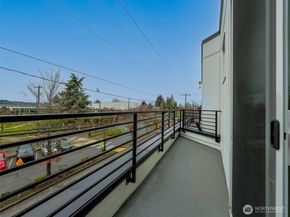 7118 Beacon Avenue S B, Seattle WA 98108