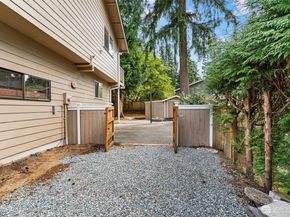 16915 NE 98th Court, Redmond WA 98052
