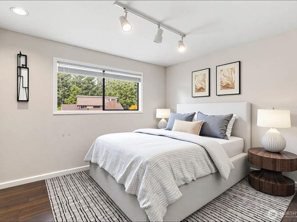16915 NE 98th Court, Redmond WA 98052