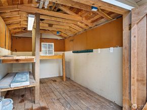 16915 NE 98th Court, Redmond WA 98052