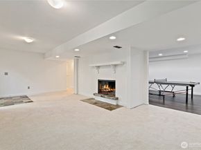 15916 SE 42nd Place, Bellevue WA 98006