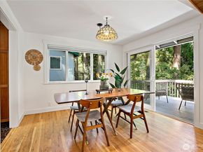 15916 SE 42nd Place, Bellevue WA 98006