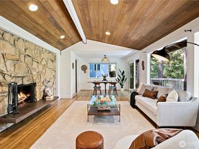 15916 SE 42nd Place, Bellevue WA 98006