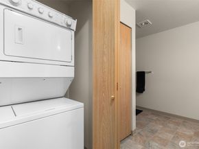 1001 W Casino Road F105, Everett WA 98204
