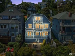1612 37th Avenue, Seattle WA 98122