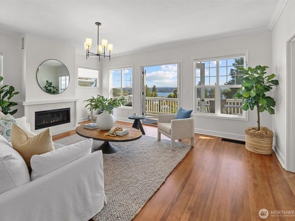 1612 37th Avenue, Seattle WA 98122