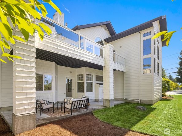 8604 NE 124th Street, Kirkland WA 98034