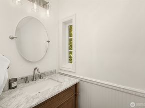 8604 NE 124th Street, Kirkland WA 98034