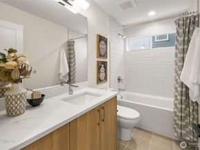 1746 B NW 62nd Street, Seattle WA 98107