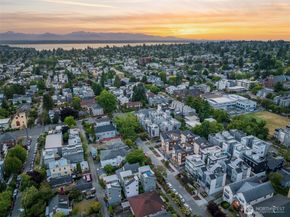 1746 B NW 62nd Street, Seattle WA 98107