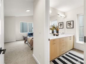 1746 B NW 62nd Street, Seattle WA 98107