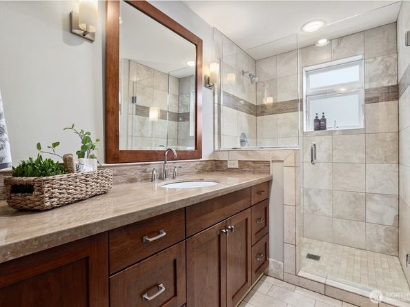 506 Lakeside Avenue S W1, Seattle WA 98144