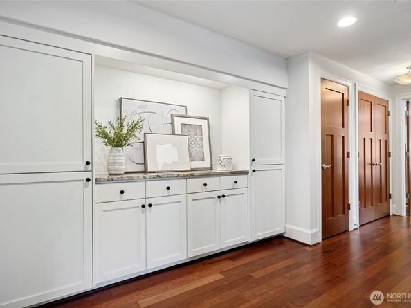 506 Lakeside Avenue S W1, Seattle WA 98144