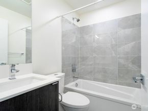 8553 Midvale Avenue N C, Seattle WA 98103