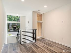 8553 Midvale Avenue N C, Seattle WA 98103