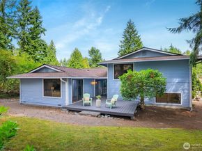 10925 165th Place NE, Redmond WA 98052