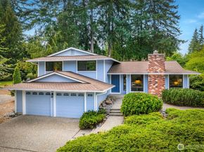 10925 165th Place NE, Redmond WA 98052