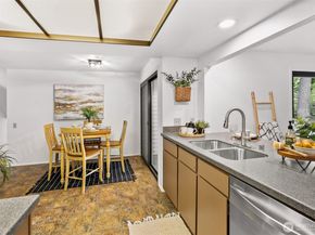 10925 165th Place NE, Redmond WA 98052