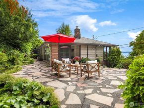 2650 Perkins Lane W, Seattle WA 98199