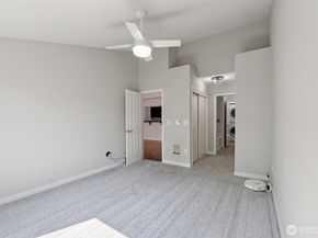 701 1st Avenue N 403, Seattle WA 98109
