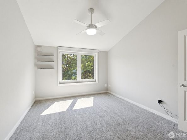 701 1st Avenue N 403, Seattle WA 98109