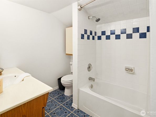 12406 SE 198th Place, Kent WA 98031
