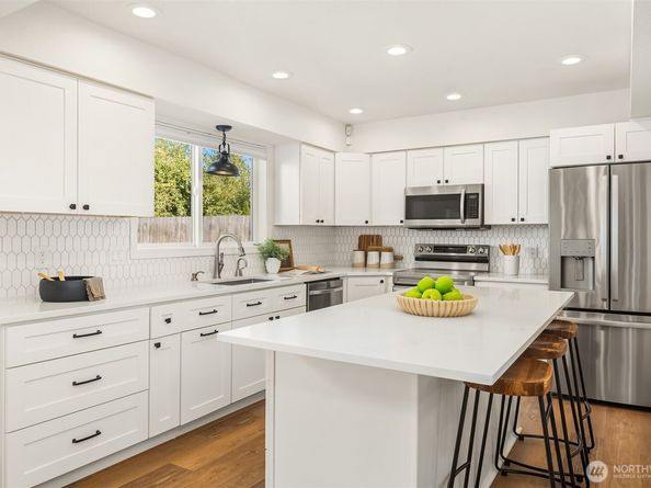 12406 SE 198th Place, Kent WA 98031