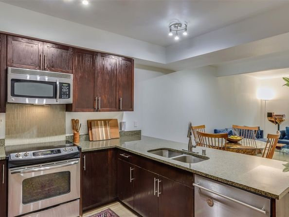 699 John Street 306, Seattle WA 98109