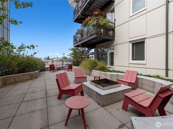 15100 6th Avenue SW 325, Burien WA 98166