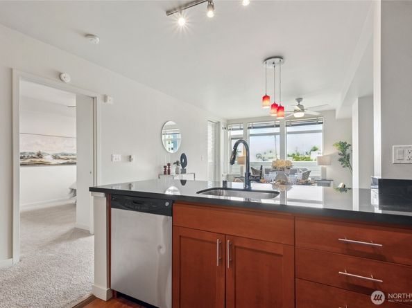 15100 6th Avenue SW 325, Burien WA 98166