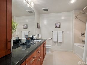 15100 6th Avenue SW 325, Burien WA 98166
