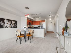 15100 6th Avenue SW 325, Burien WA 98166