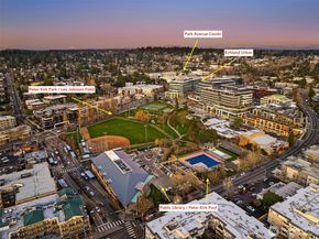 615 6th Street 201, Kirkland WA 98033