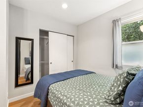 6547 42nd Avenue SW 205, Seattle WA 98136