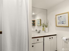 469 Lynn Street, Seattle WA 98109