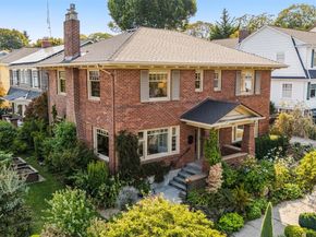 469 Lynn Street, Seattle WA 98109