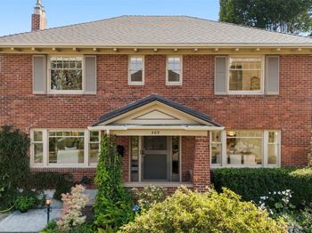 469 Lynn Street