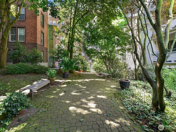 211 Summit Avenue E N108, Seattle WA 98102