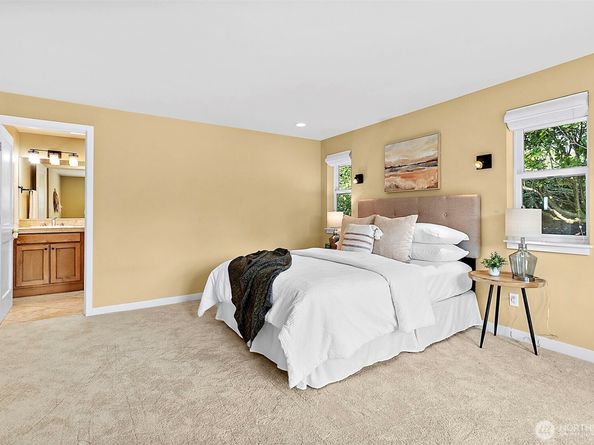 108 Monterey Place NE, Renton WA 98056